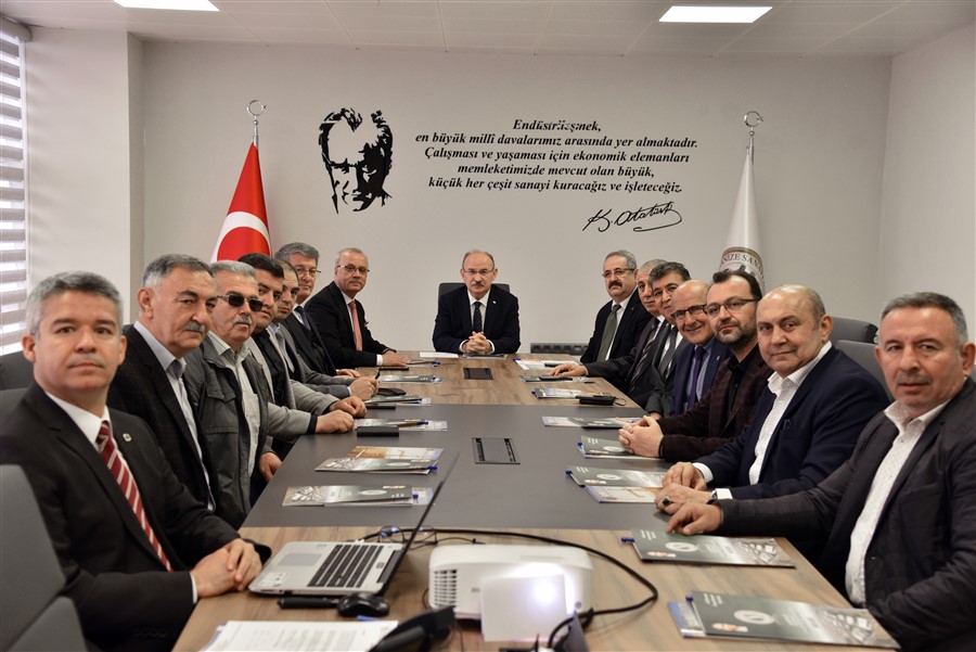 Vali Karadeniz, Salihli İlçesini Ziyaret Etti