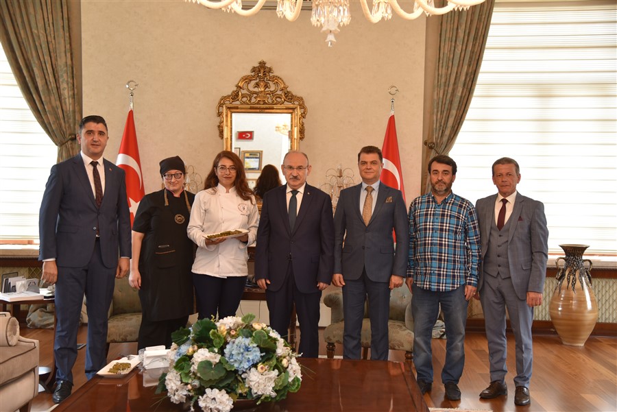 Türk Mutfağı Haftası Sebebiyle Vali Karadeniz’e Ziyaret