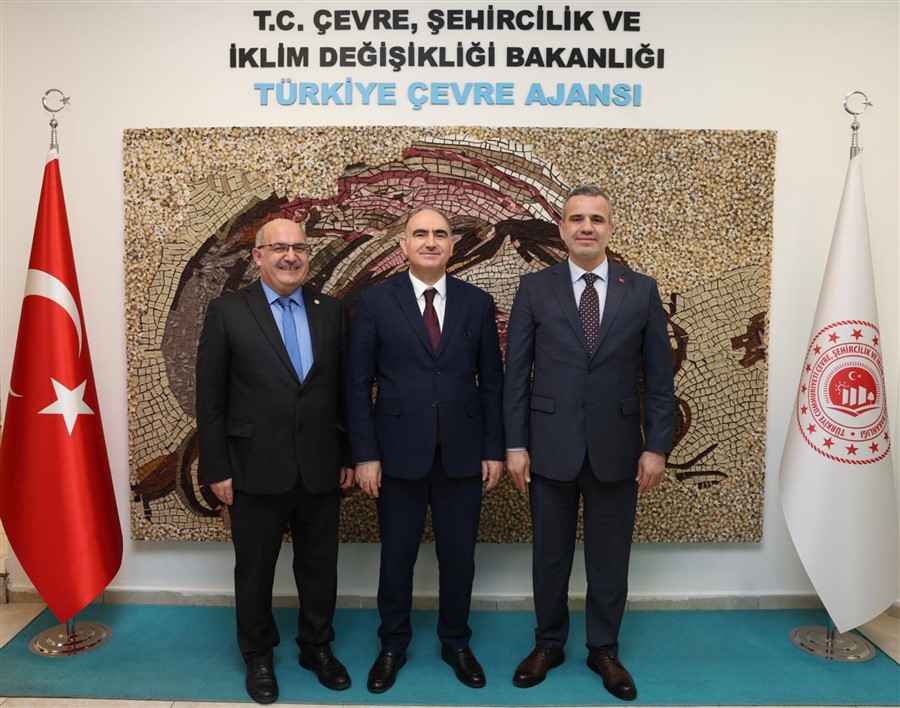Vali Özkan, Çevre Yönetimi Genel Müdürü Fatih Turan ile Gediz Havzasında Çevresel Değerleri Koruma Tedbirlerini Değerlendirdi